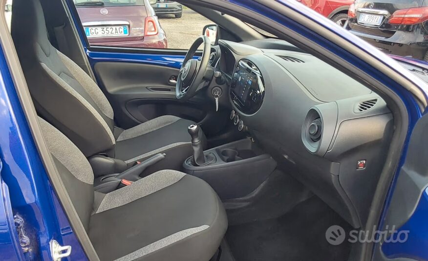Toyota Aygo X 1.0 VVT-i 72 CV 5 porte Lounge Air