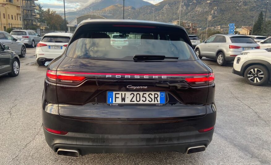 Porsche Cayenne 3.0 V6 “UNIPROPRIETARIO”
