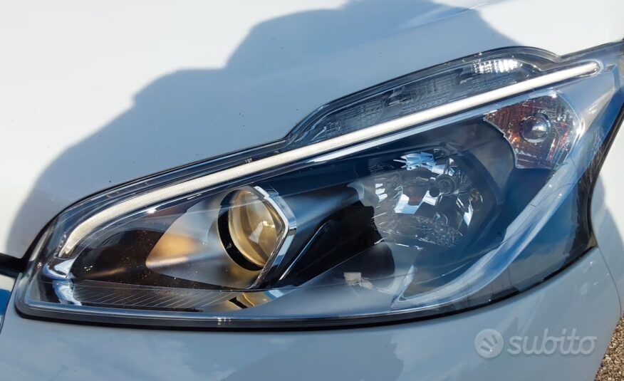 Peugeot 208 BlueHDi 100 S&S 5 porte GT Line