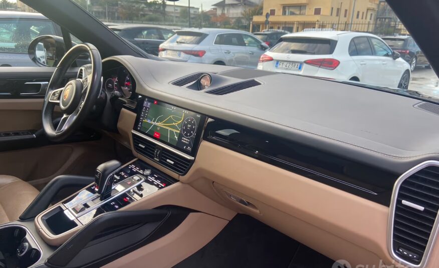 Porsche Cayenne 3.0 V6 “UNIPROPRIETARIO”