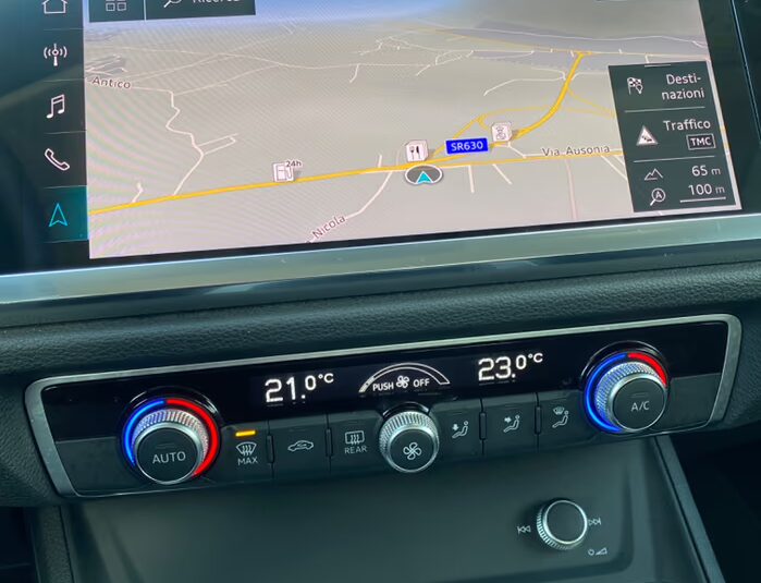Audi Q3 35 TDI S tronic Business