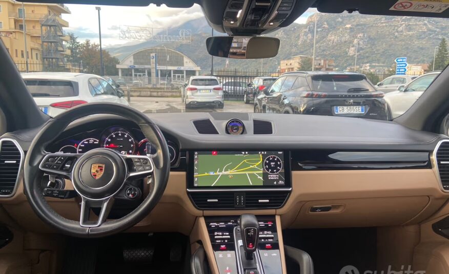 Porsche Cayenne 3.0 V6 “UNIPROPRIETARIO”