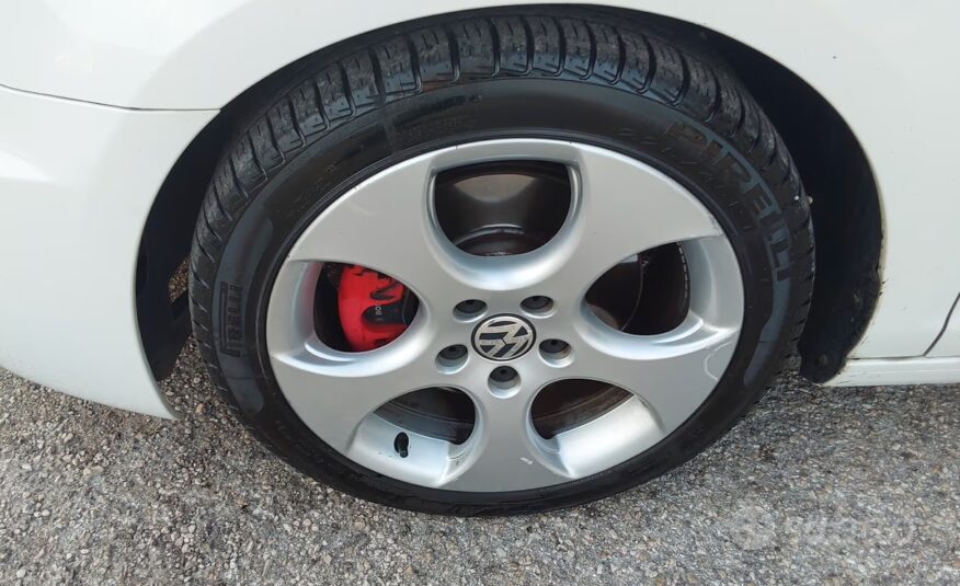 Volkswagen Golf 2.0 TSI DSG 5p. GTI