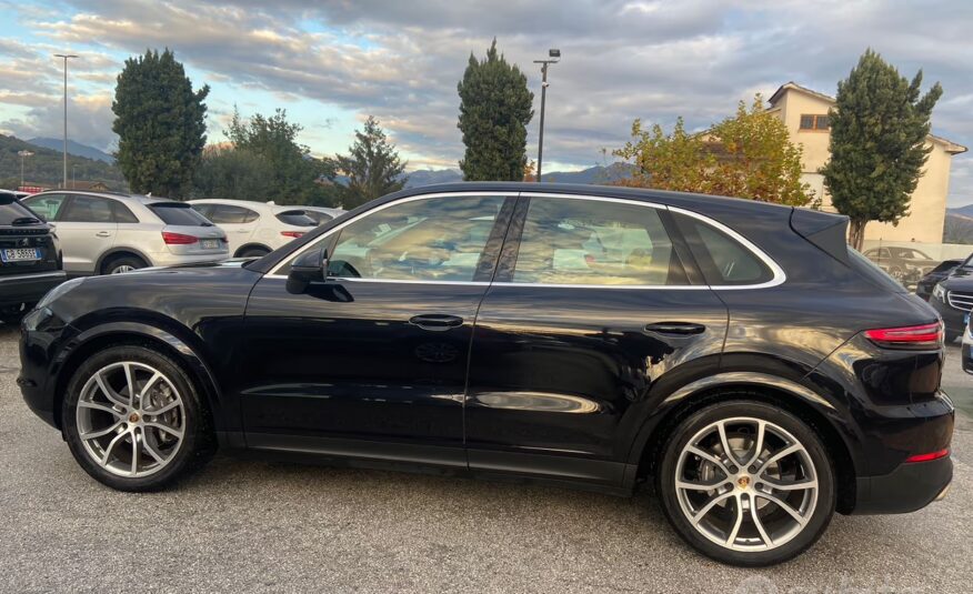 Porsche Cayenne 3.0 V6 “UNIPROPRIETARIO”