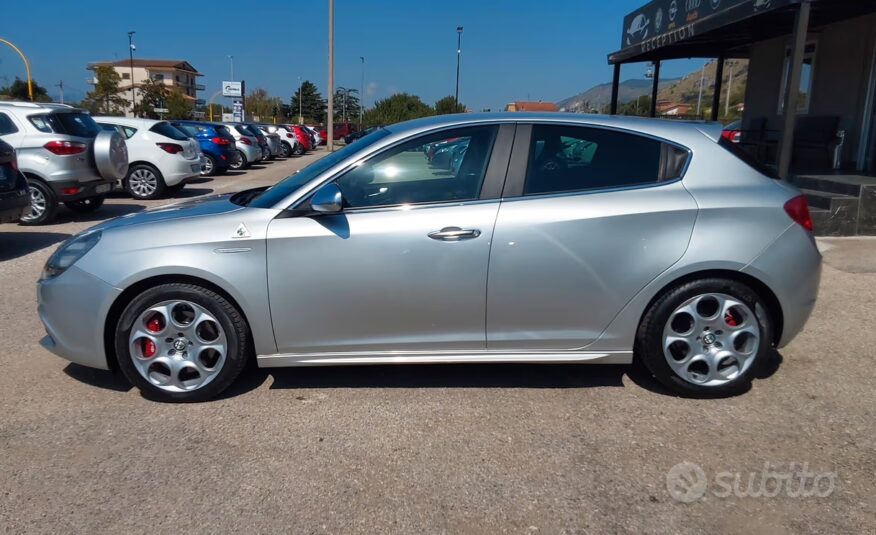 Alfa Romeo Giulietta 1750 TBi Quadrifoglio Verde