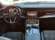 Audi Q8 55 TFSI e quattro Tiptronic Sport