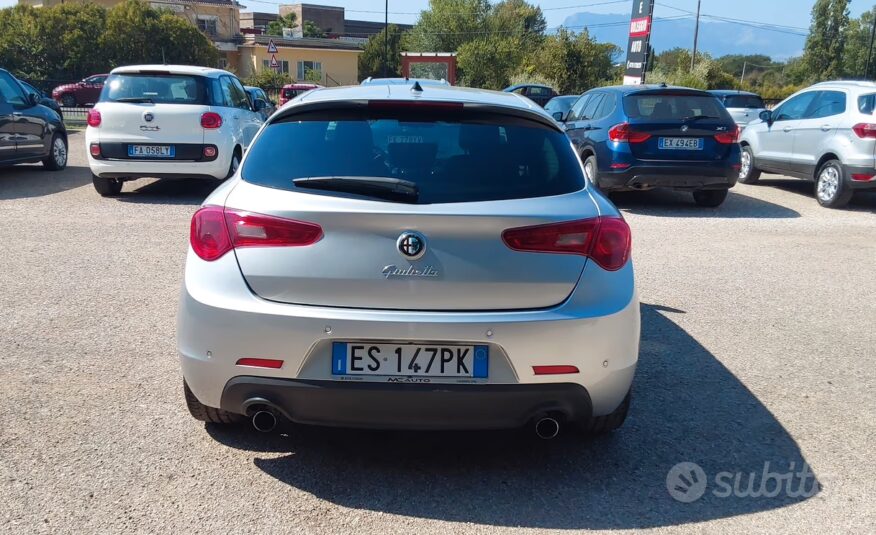 Alfa Romeo Giulietta 1750 TBi Quadrifoglio Verde