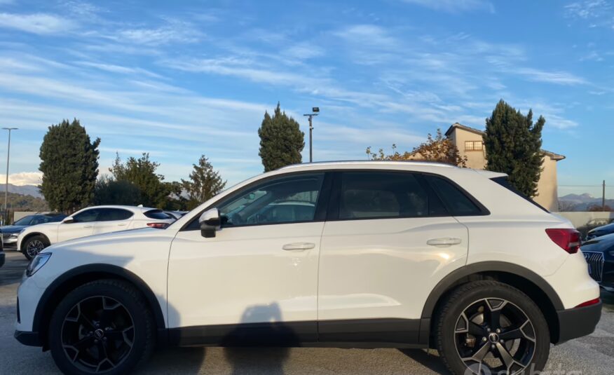Audi Q3 35 TDI S tronic Business