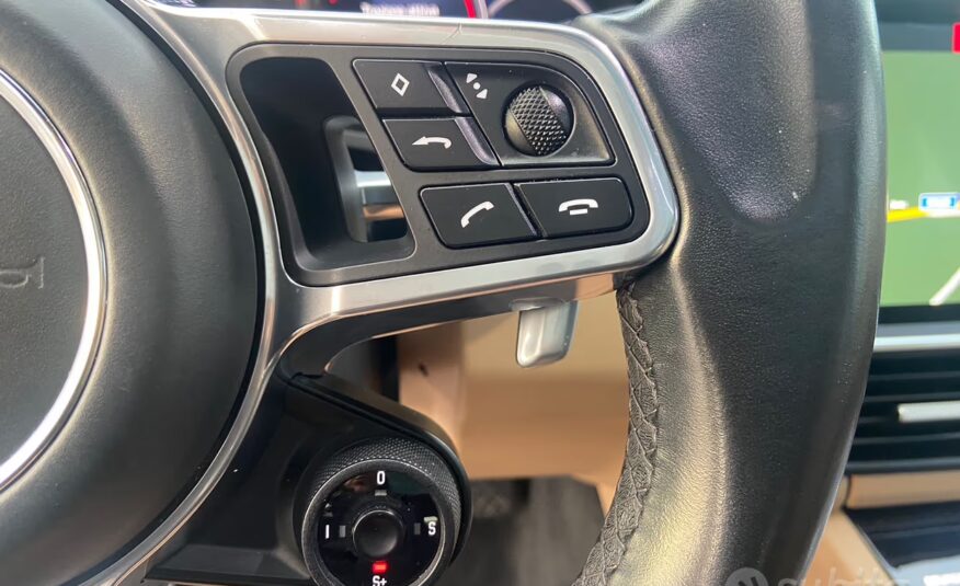 Porsche Cayenne 3.0 V6 “UNIPROPRIETARIO”