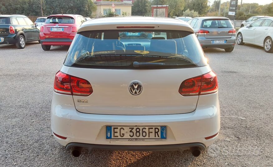 Volkswagen Golf 2.0 TSI DSG 5p. GTI
