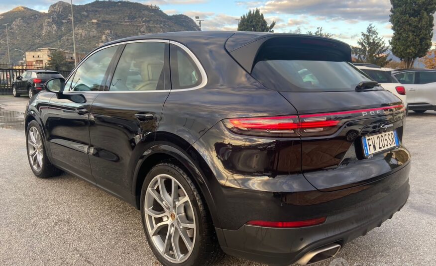 Porsche Cayenne 3.0 V6 “UNIPROPRIETARIO”