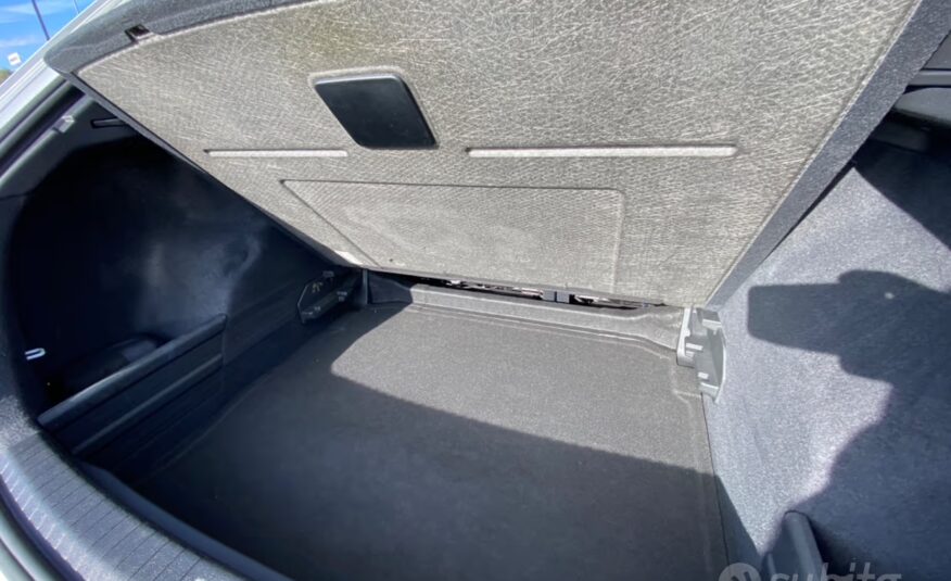 Audi Q3 35 TDI S tronic Business