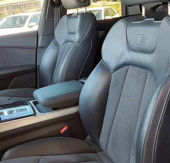 Audi Q8 55 TFSI e quattro Tiptronic Sport