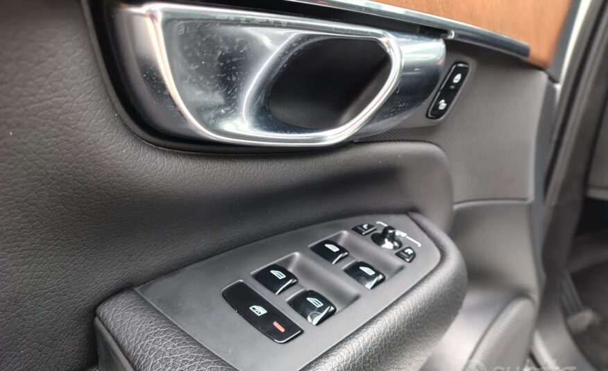 Volvo XC 90 B5 automatico 7 posti Plus Bright