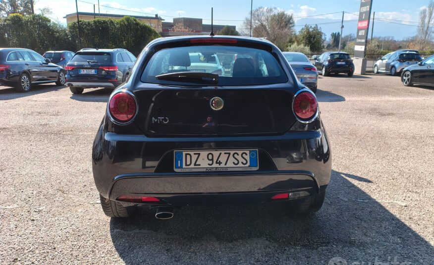 Alfa Romeo MiTo 1.4 M.air S&S Distinctive Sport Pack