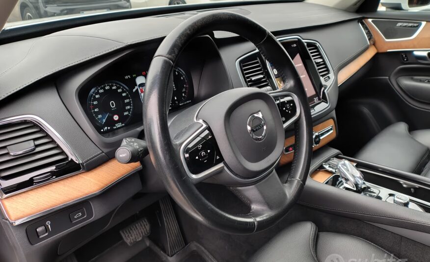 Volvo XC 90 B5 automatico 7 posti Plus Bright