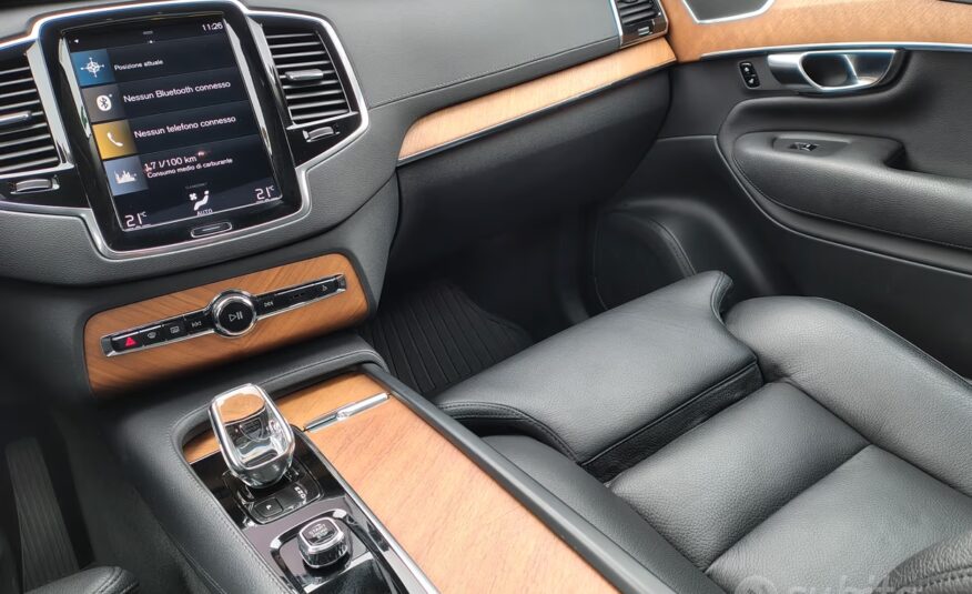 Volvo XC 90 B5 automatico 7 posti Plus Bright