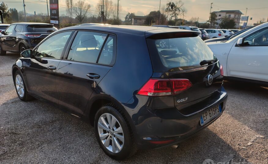 Volkswagen Golf 1.6 TDI 5p. Highline BlueMotion Tech