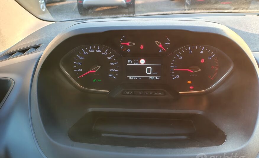 Peugeot Rifter BlueHDi 130 S&S EAT8 GT Line Standard