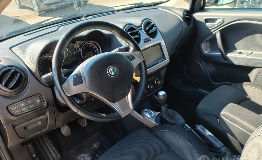 Alfa Romeo MiTo 1.4 M.air S&S Distinctive Sport Pack