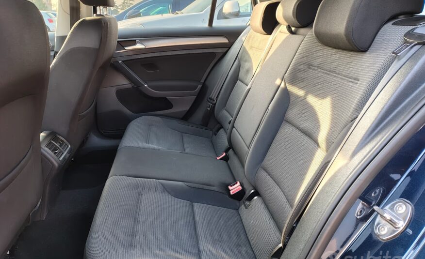 Volkswagen Golf 1.6 TDI 5p. Highline BlueMotion Tech