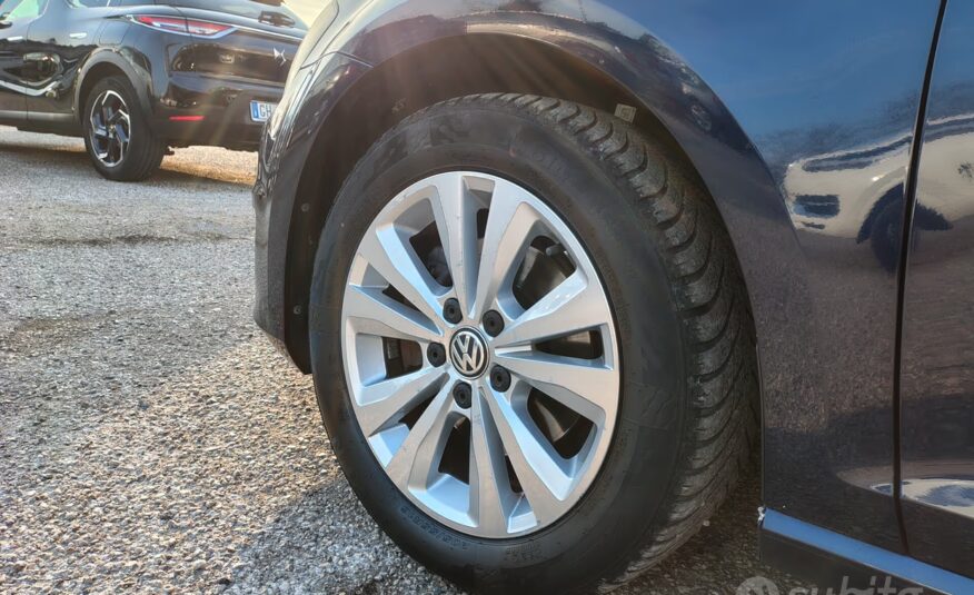 Volkswagen Golf 1.6 TDI 5p. Highline BlueMotion Tech