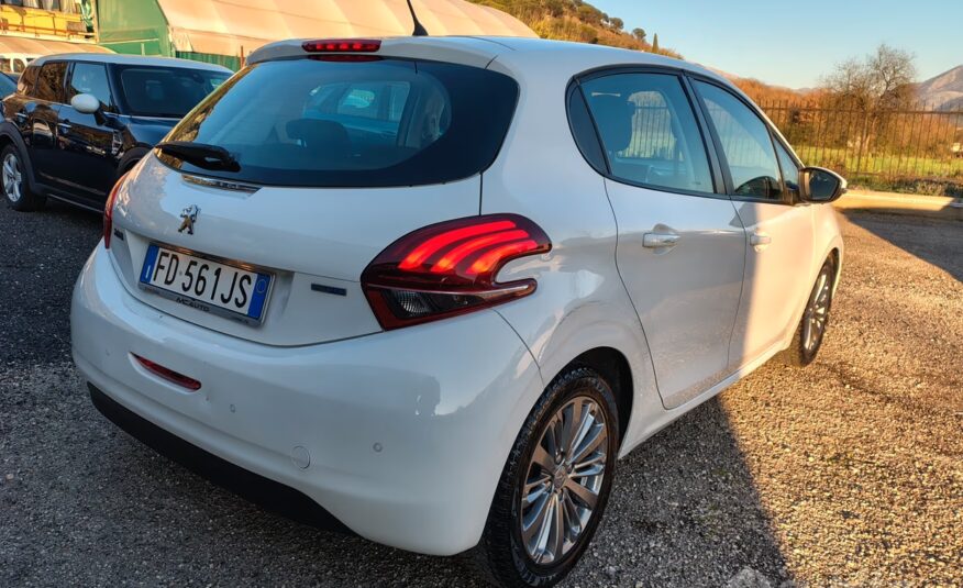 Peugeot 208 BlueHDi 75 5 porte Allure
