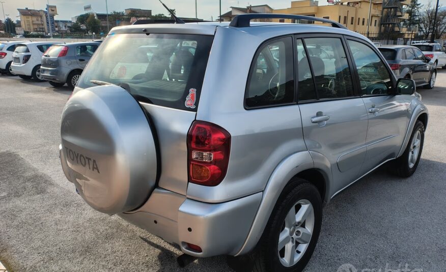 Toyota RAV 4 2.0 16V cat 5 porte Sol