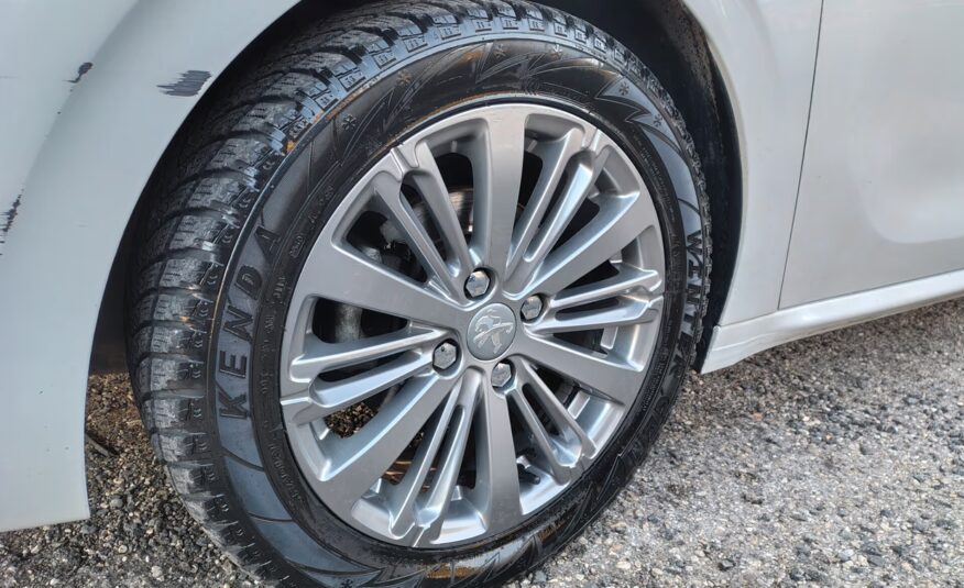 Peugeot 208 BlueHDi 75 5 porte Allure