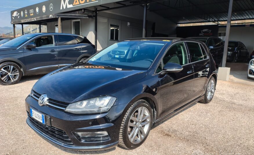 Volkswagen Golf 1.6 TDI 5p. RLINE EDITION