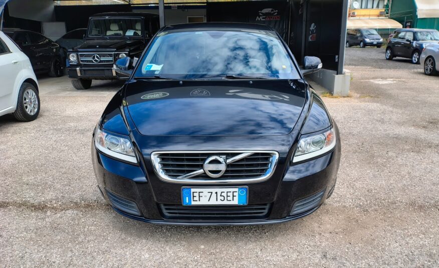 Volvo V50 D4 R-design