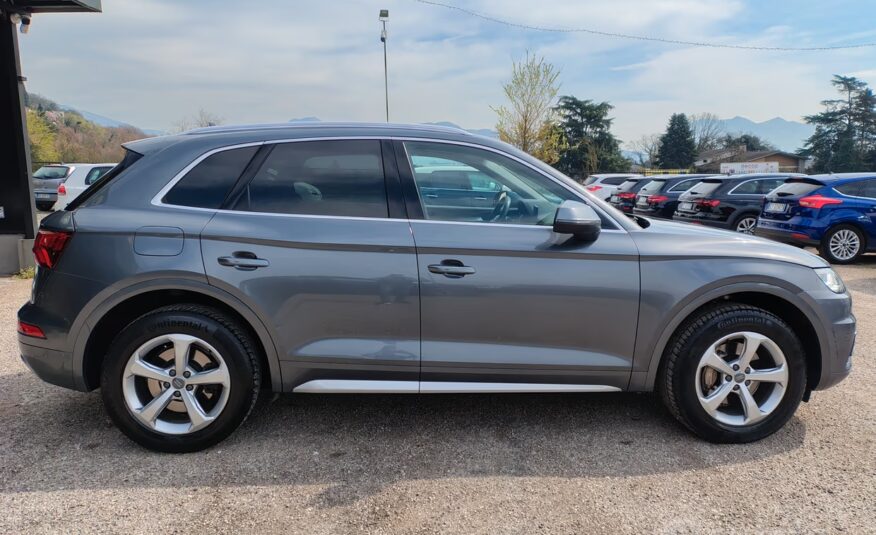 Audi Q5 2.0 TDI quattro S tronic S line plus