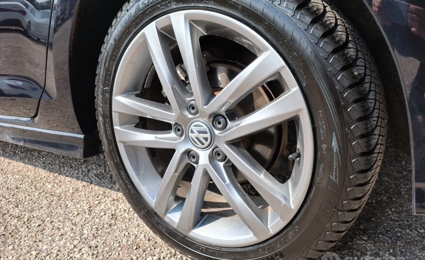 Volkswagen Golf 1.6 TDI 5p. RLINE EDITION