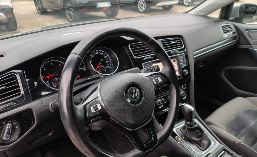 Volkswagen Golf 1.6 TDI 110 CV DSG 5p. Highline Bl