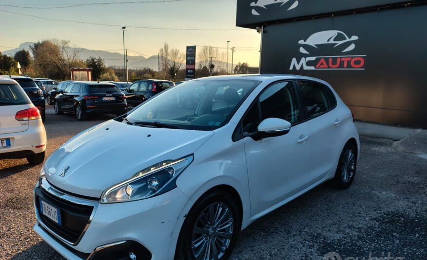 Peugeot 208 BlueHDi 75 5 porte Allure