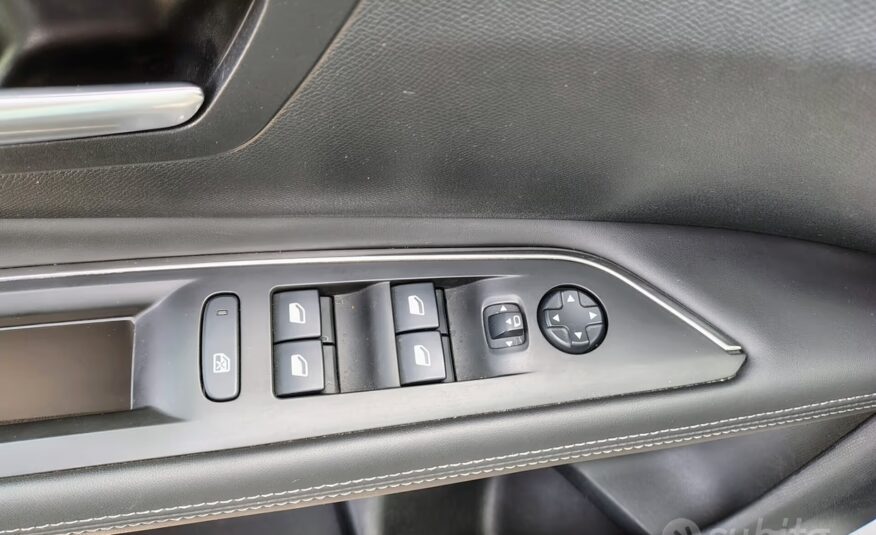 Peugeot 3008 Allure STUPENDA