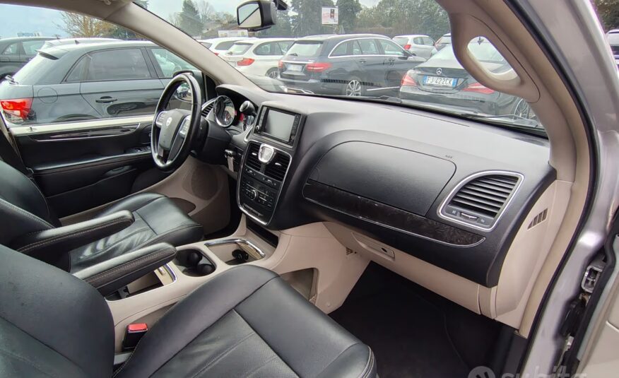 Lancia Voyager 2.8 Turbodiesel Platinum