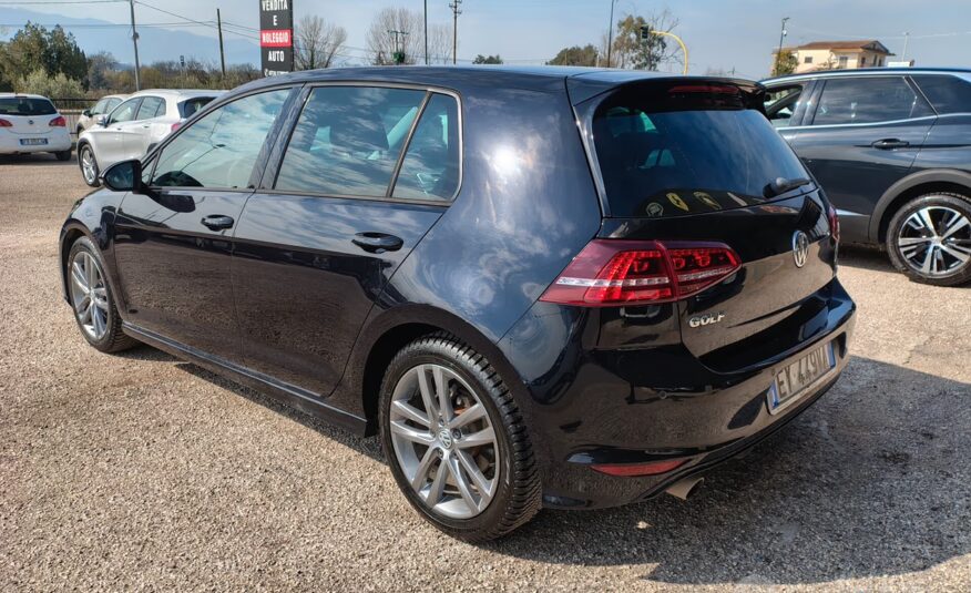 Volkswagen Golf 1.6 TDI 5p. RLINE EDITION