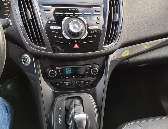 Ford Kuga 2.0 TDCi 140 CV 2WD Titanium DPF