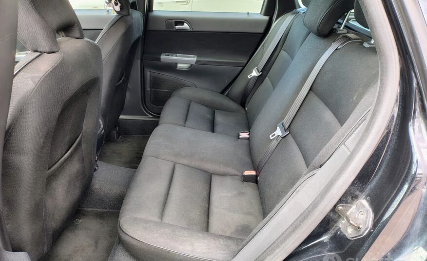 Volvo V50 D4 R-design