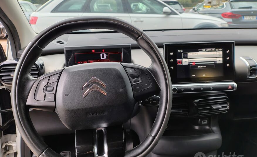 Citroen C4 Cactus PureTech 82 SHINE
