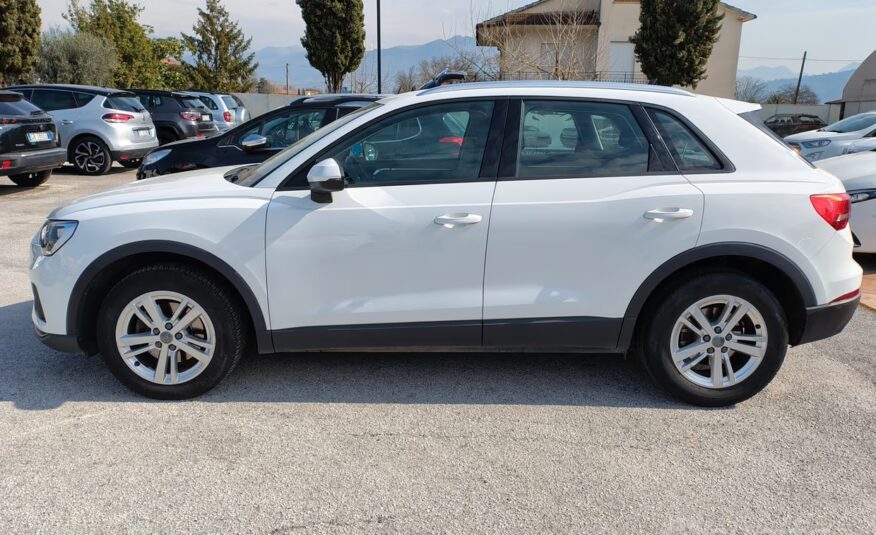 Audi Q3 35 TDI S tronic Business Advanced