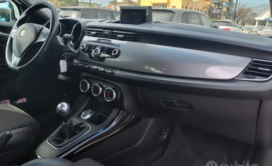 Alfa Romeo Giulietta 1.4 Turbo MultiAir Distinctiv