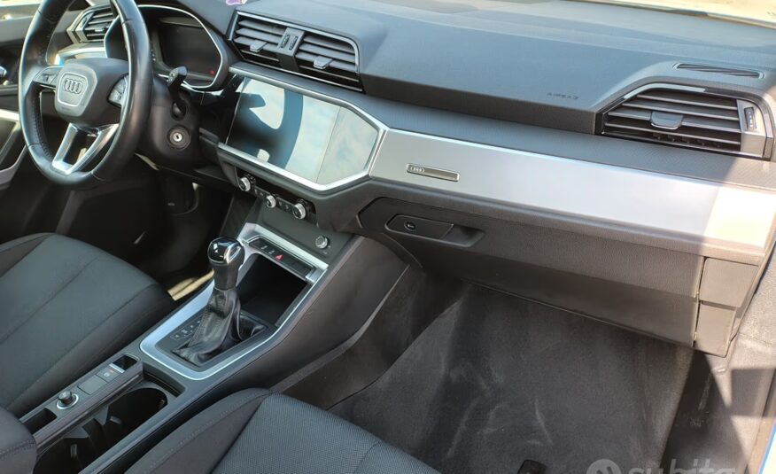 Audi Q3 35 TDI S tronic Business Advanced