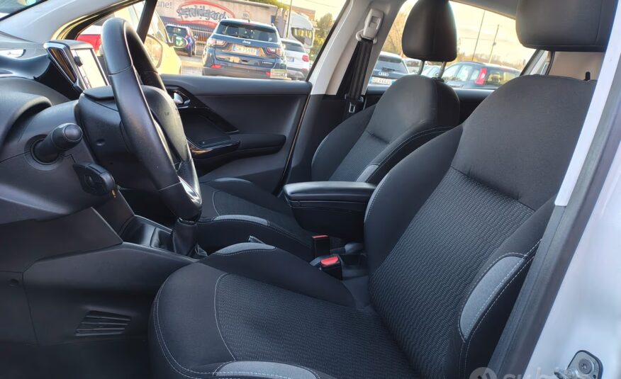 Peugeot 208 BlueHDi 75 5 porte Allure