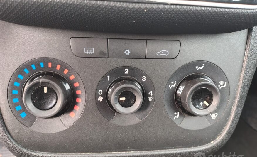 Fiat Punto 1.2 8V 5 porte Lounge GPL