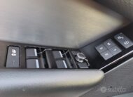 Land Rover Range Rover Velar 2.0D I4 240 CV R-Dyna