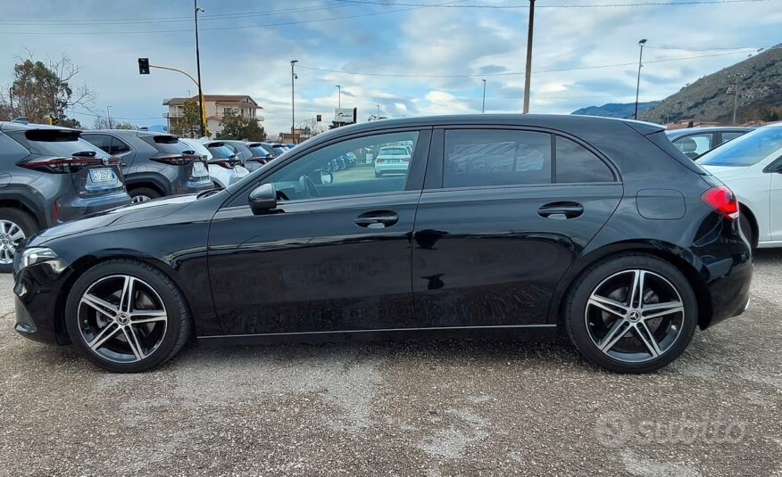 Mercedes-benz A 180 d Automatic Premium 2.0cc (Mot