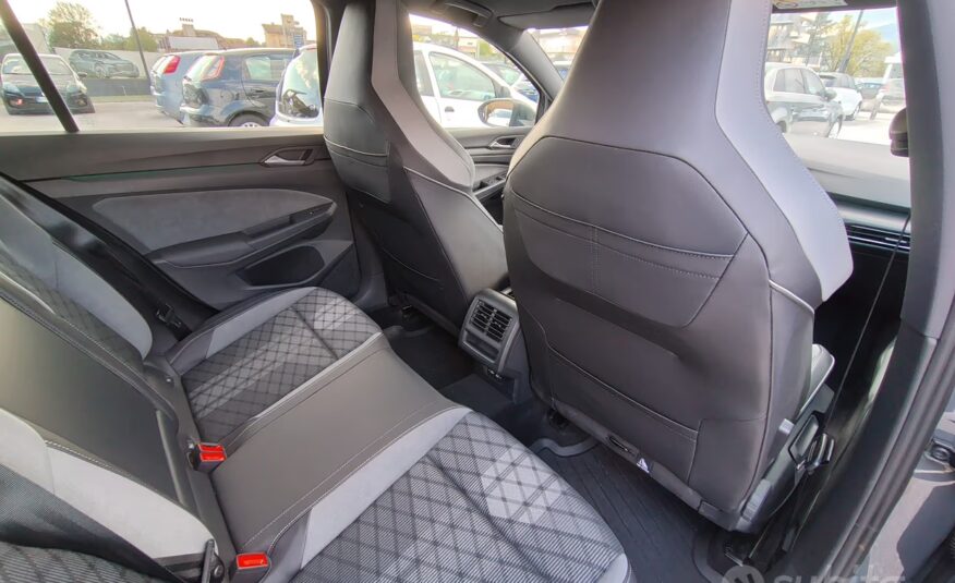 Volkswagen Golf 1.5 TSI 150 CV EVO R-LINE 2022