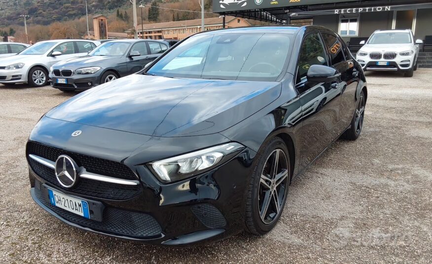 Mercedes-benz A 180 d Automatic Premium 2.0cc (Mot